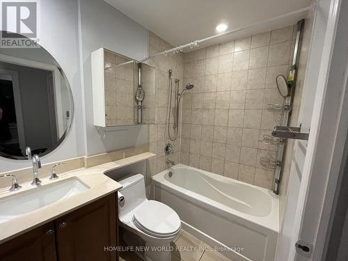 1103 - 35 Balmuto Street, Toronto, ON - Indoor Photo Showing Bathroom