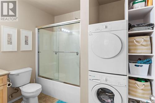407 303 Lowe Road, Saskatoon, SK - Indoor Photo Showing Laundry Room