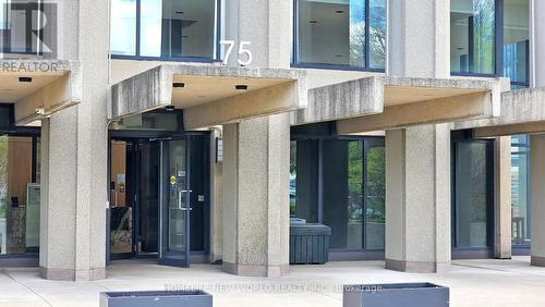 1209 - 75 The Donway W, Toronto, ON - Outdoor
