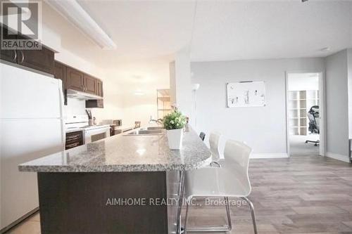 1607 - 88 Grangeway Avenue, Toronto, ON - Indoor Photo Showing Kitchen With Double Sink