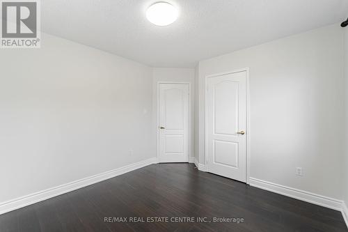 7232 Pallett Court, Mississauga, ON - Indoor Photo Showing Other Room