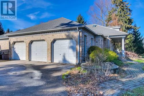 10308 Greenpark Road, Southwold, ON - Outdoor