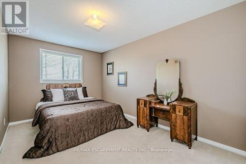 43 - 565 Rymal Road E, Hamilton, ON - Indoor Photo Showing Bedroom
