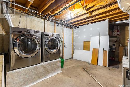 2050 Riverside Drive, Prince Albert, SK - Indoor Photo Showing Laundry Room