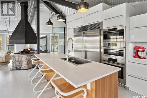 143 Summerfeldt Drive, Blackstrap Thode, SK - Indoor Photo Showing Kitchen With Double Sink