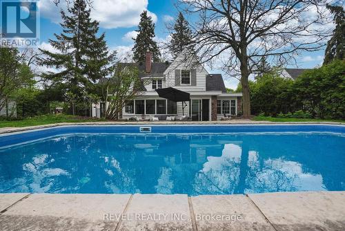 102 Blake Street, Barrie, ON - Outdoor With In Ground Pool With Backyard