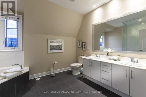 77 - 1812 Burnhamthorpe Road E, Mississauga, ON - Indoor Photo Showing Bathroom