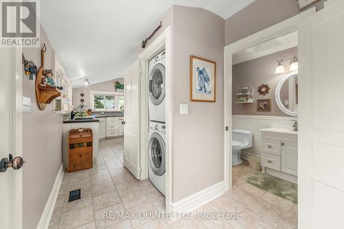 286 Niles Street, Prince Edward County, ON - Indoor Photo Showing Laundry Room