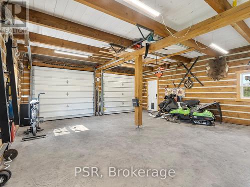 1109 Echo Beach Road, Muskoka Lakes, ON - Indoor Photo Showing Garage