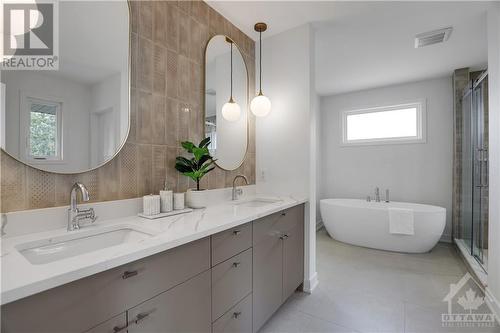 Ensuite - 245 Ketchikan Crescent, Ottawa, ON - Indoor Photo Showing Bathroom