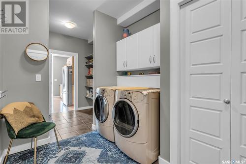 118 Blackstock Cove, Saskatoon, SK - Indoor Photo Showing Laundry Room