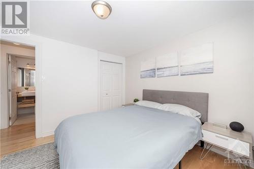 292 Richelieu Avenue, Ottawa, ON - Indoor Photo Showing Bedroom