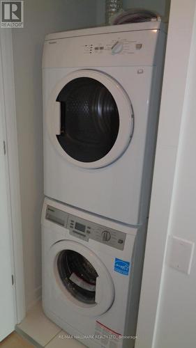 410 - 60 Haslett Avenue, Toronto, ON - Indoor Photo Showing Laundry Room