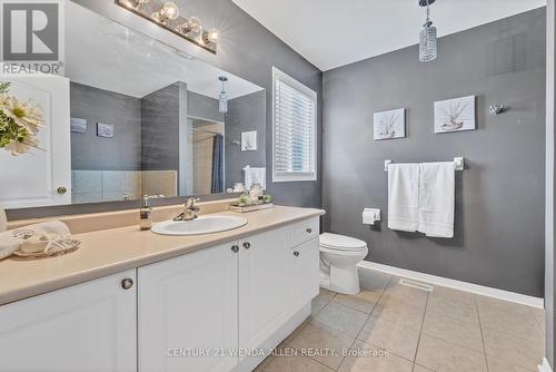 1431 Livesey Drive, Oshawa, ON - Indoor Photo Showing Bathroom