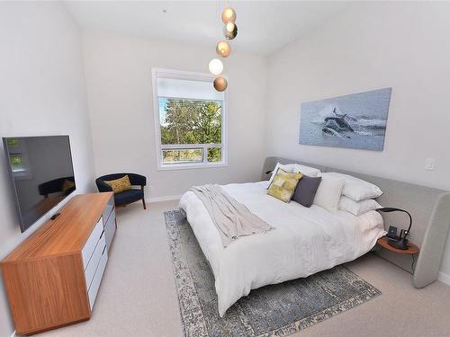Ph3-2285 Bowker Ave, Oak Bay, BC - Indoor Photo Showing Bedroom
