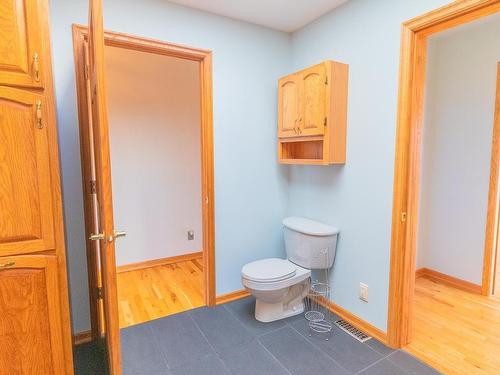 1319 Beach Road, Kenora, ON - Indoor Photo Showing Bathroom