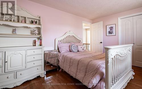 8486 Side Road 10 Sideroad, Guelph/Eramosa, ON - Indoor Photo Showing Bedroom