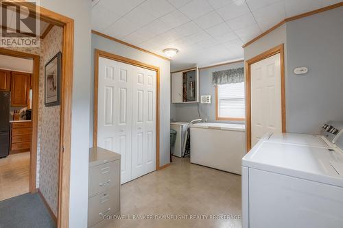 135 Frederick Street, Bluewater, ON - Indoor Photo Showing Laundry Room