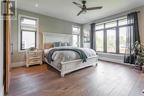 5058 Marion Street, Thames Centre, ON - Indoor Photo Showing Bedroom