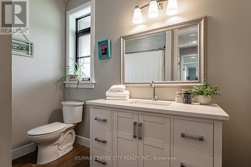 5058 Marion Street, Thames Centre (Dorchester), ON - Indoor Photo Showing Bathroom