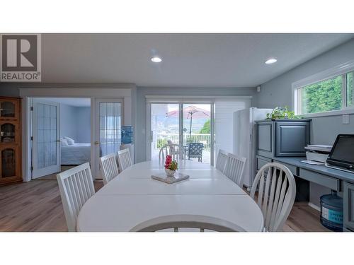 1613 Sparton Drive, Penticton, BC - Indoor Photo Showing Dining Room