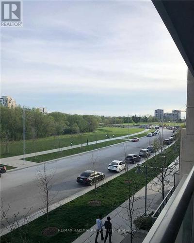 323 - 18 Uptown Drive, Markham, ON - Outdoor With View