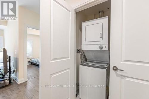 2110 - 481 Rupert Avenue, Whitchurch-Stouffville, ON - Indoor Photo Showing Laundry Room