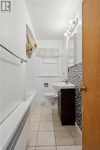 101 Arlington Dr, Moncton, NB - Indoor Photo Showing Bathroom