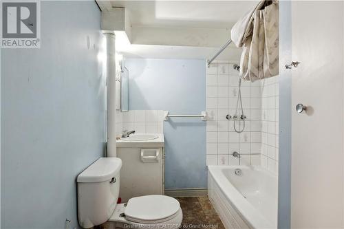101 Arlington Dr, Moncton, NB - Indoor Photo Showing Bathroom