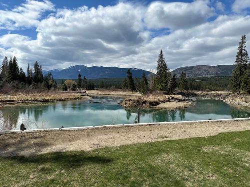 4851 Willow Place, Fairmont Hot Springs, BC - Outdoor With Body Of Water With View