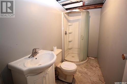 806 Houghton Street, Indian Head, SK - Indoor Photo Showing Bathroom