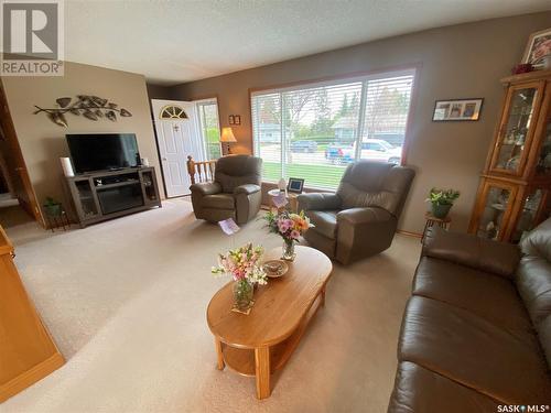 178 Franklin Drive, Yorkton, SK - Indoor Photo Showing Living Room