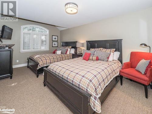 3876 Muskoka Rd Hwy 118 W Unit# Sandfield 4 Week 5, Port Carling, ON - Indoor Photo Showing Bedroom