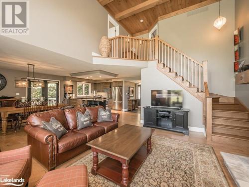 3876 Muskoka Rd Hwy 118 W Unit# Sandfield 4 Week 5, Port Carling, ON - Indoor Photo Showing Living Room