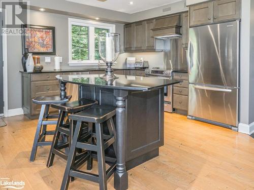 3876 Muskoka Rd Hwy 118 W Unit# Sandfield 4 Week 5, Port Carling, ON - Indoor Photo Showing Kitchen