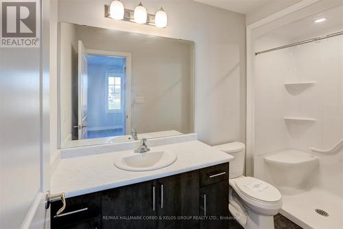 39 Sycamore Street, Welland, ON - Indoor Photo Showing Bathroom