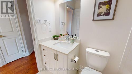 Full bathroom 2nd floor - 16 - 519 Riverside Drive, London, ON - Indoor Photo Showing Bathroom