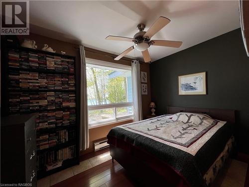 Guest Bedroom - 270 Barney'S Boulevard, Northern Bruce Peninsula, ON - Indoor Photo Showing Bedroom
