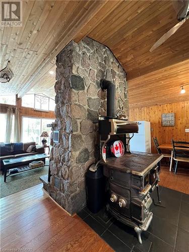 270 Barney'S Boulevard, Northern Bruce Peninsula, ON - Indoor Photo Showing Other Room