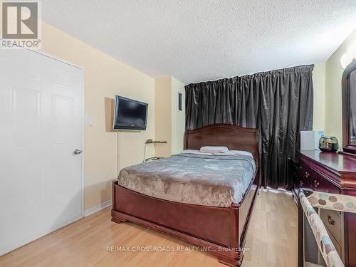 1827 - 3 Greystone Walk Drive, Toronto, ON - Indoor Photo Showing Bedroom