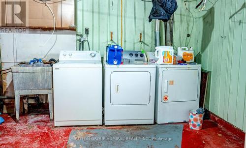 91 Eastville Avenue, Toronto, ON - Indoor Photo Showing Laundry Room