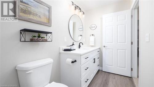 68 Sauble Falls Road, Sauble Beach, ON - Indoor Photo Showing Bathroom