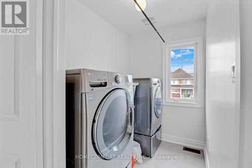 52 Michaelis Street, New Tecumseth, ON - Indoor Photo Showing Laundry Room