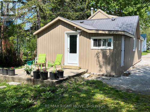 239 Front Street S, Orillia, ON - Outdoor