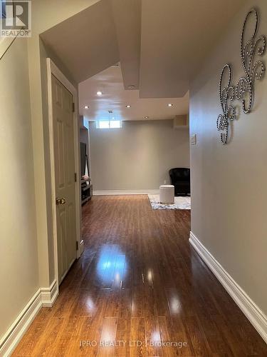 4868 Marble Arch Mews, Mississauga, ON - Indoor Photo Showing Other Room