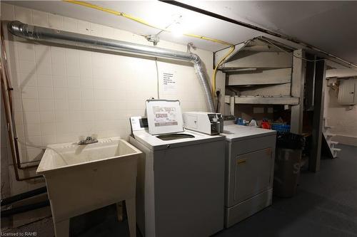 125 Sanford Avenue N, Hamilton, ON - Indoor Photo Showing Laundry Room