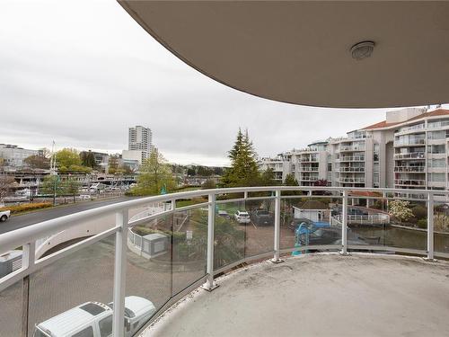 304-154 Promenade Dr, Nanaimo, BC - Outdoor With View With Exterior