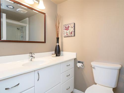 415-225 Belleville St, Victoria, BC - Indoor Photo Showing Bathroom