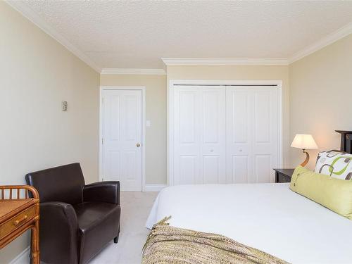 415-225 Belleville St, Victoria, BC - Indoor Photo Showing Bedroom