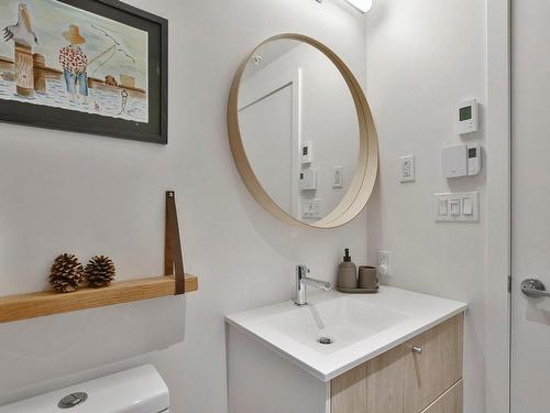 Bathroom - 205-4801 2E Avenue, Montréal (Rosemont/La Petite-Patrie), QC - Indoor Photo Showing Bathroom